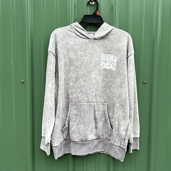 Women’s Juniors Believe In Yourself Washed Sweatshirt Size M - Picture 1 of 8